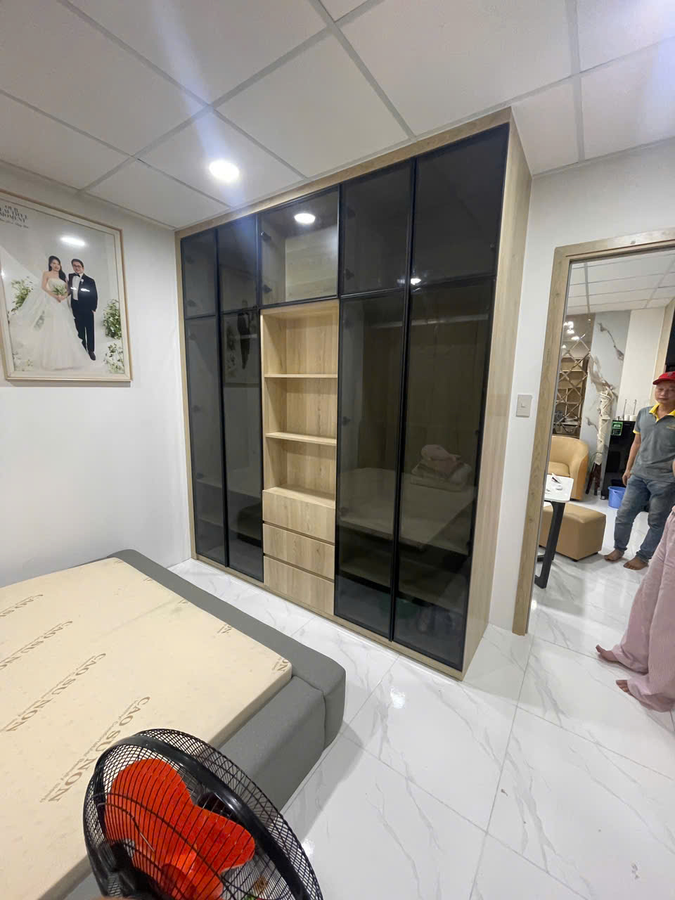 Thiết Kế Thi Công Nội Thất Cần Thơ Trọn Gói: Giải Pháp Tối Ưu Diện Tích Cho Căn Hộ Hiện Đại 15 Sản xuất tủ quần áo cánh kính Cần Thơ